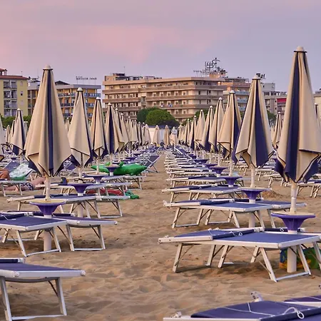 A At The Center Of Emotion Appartement Bibione