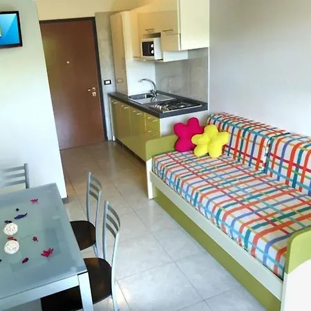 Апартаменти A At The Center Of Emotion *